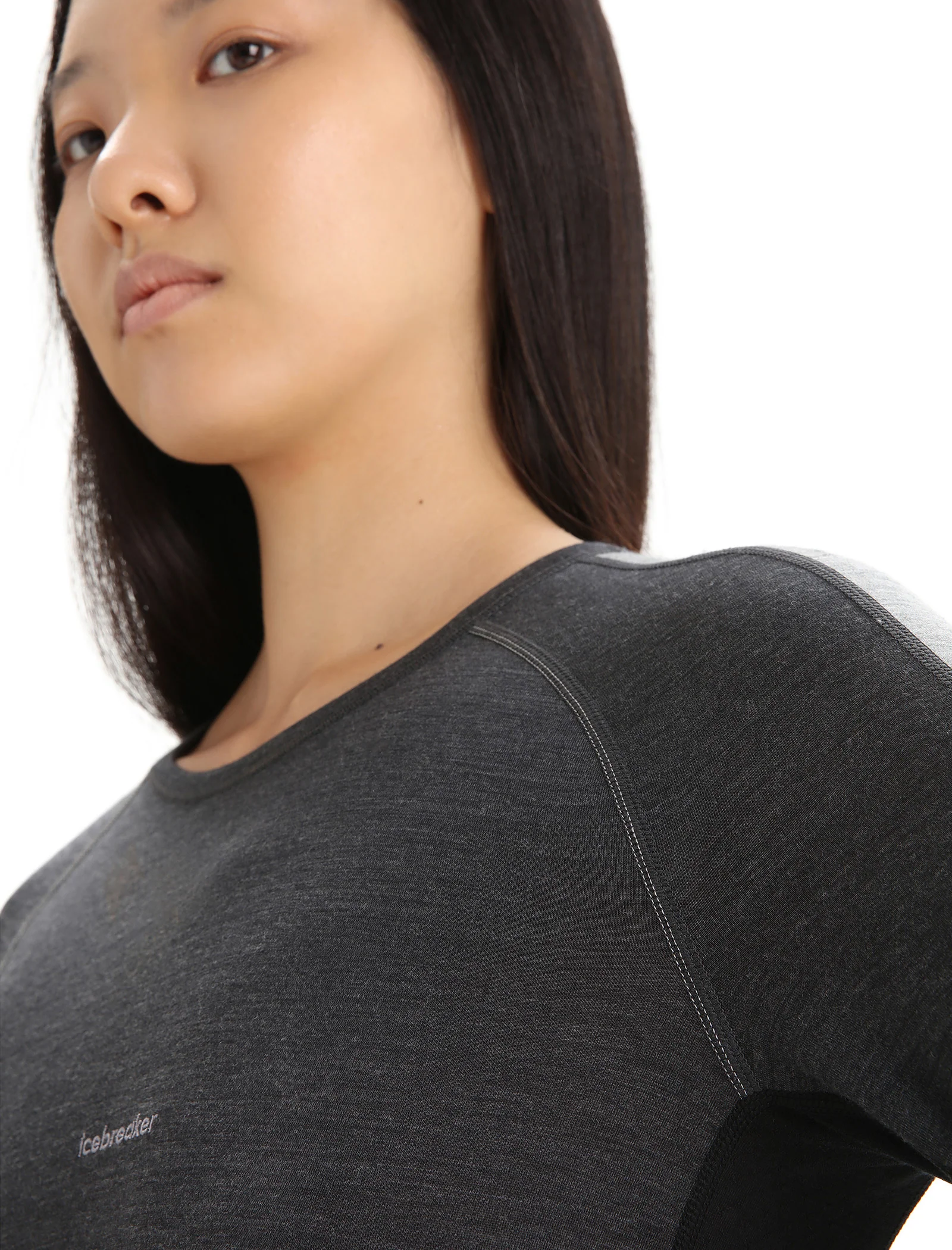 Women's 125 ZoneKnit™ Long Sleeve Crew Thermal Top - Image 11