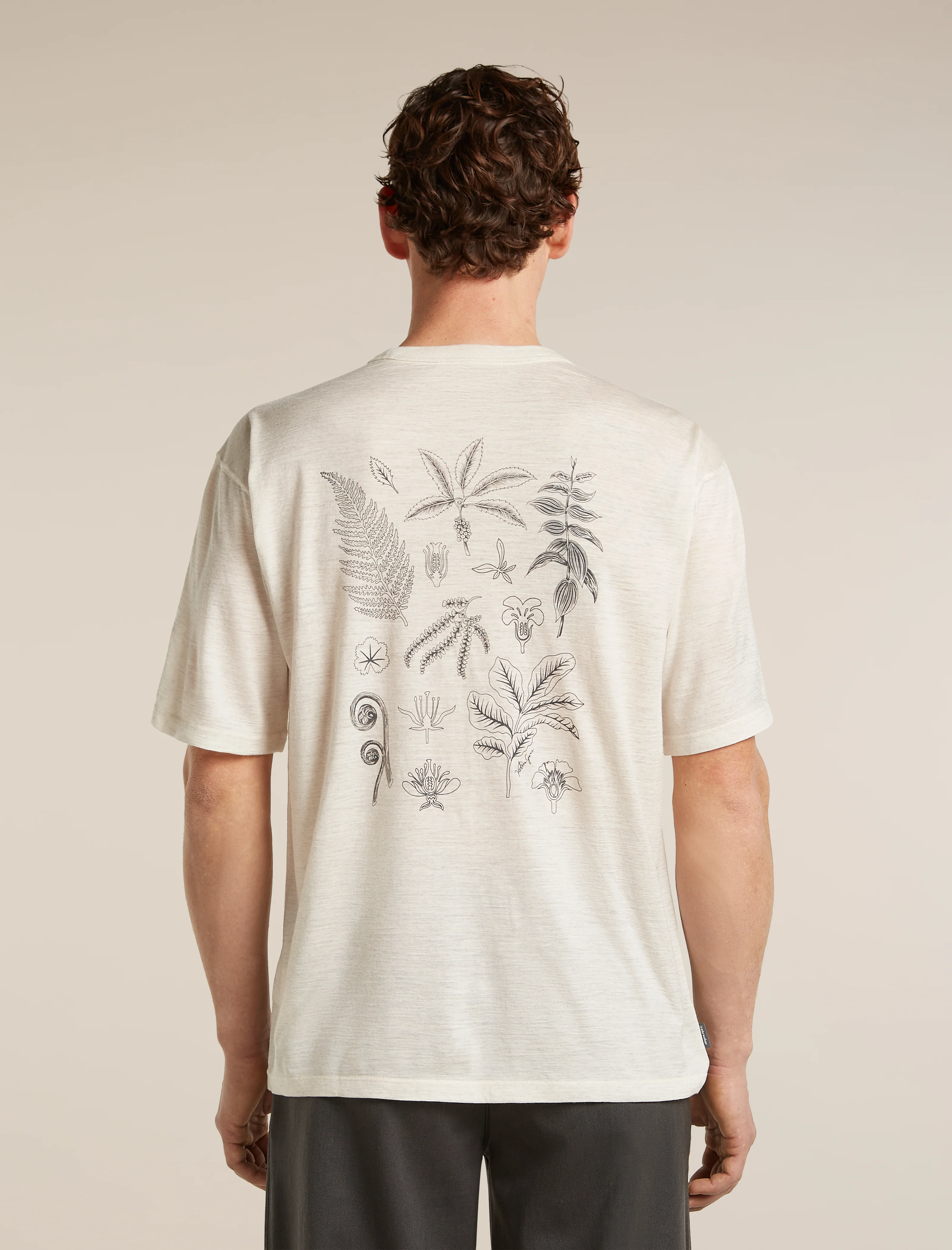 150 Tech Lite Relaxed T-Shirt Fern Study - Image 2