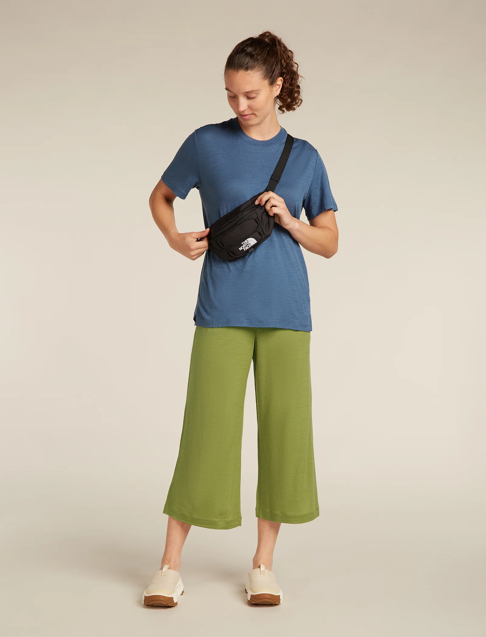 Women's Merino 150 Tech Lite Short Sleeve Relaxed T-Shirt - Image 4