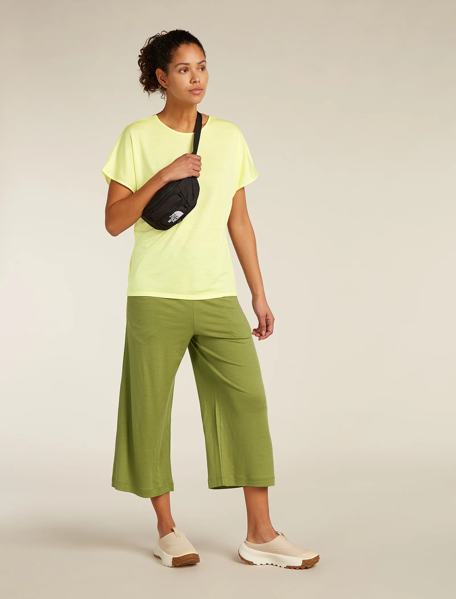 Women's Merino Blend Drayden Reversible Top - Image 4