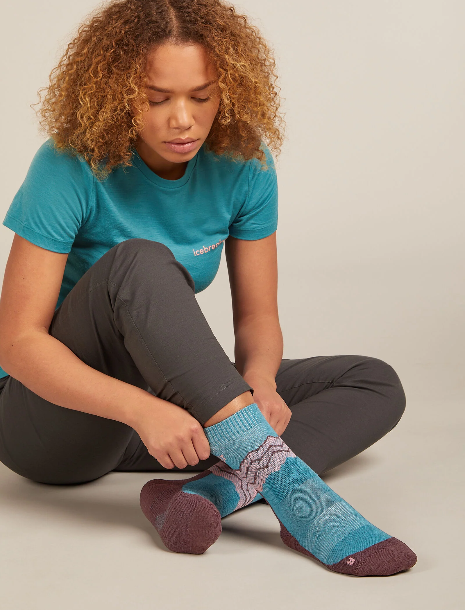 Women Hike+ Crew Socks - Image 2